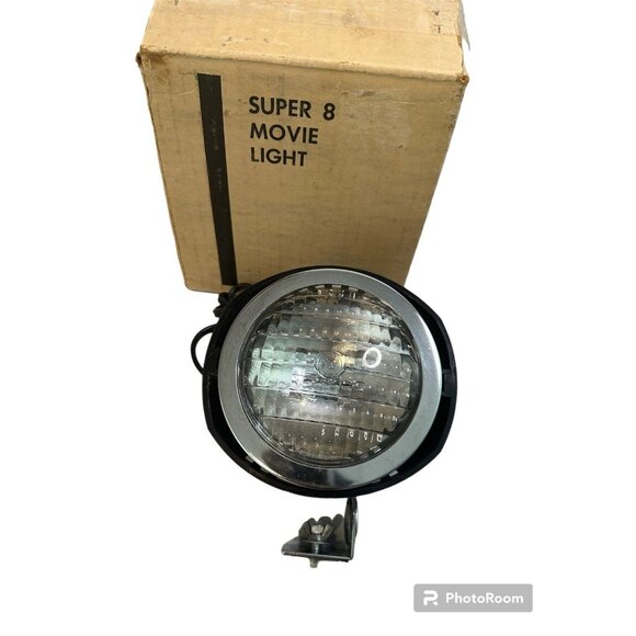 Vintage Super 8 Movie Light Model 875N With Box Made in USA - Picture 1 of 6